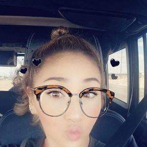 Meet your Posher, Griselda